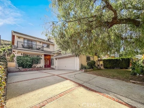 Photo of 28348 Laura La Plante Drive, Agoura Hills, CA 91301 (MLS # SR26225856)