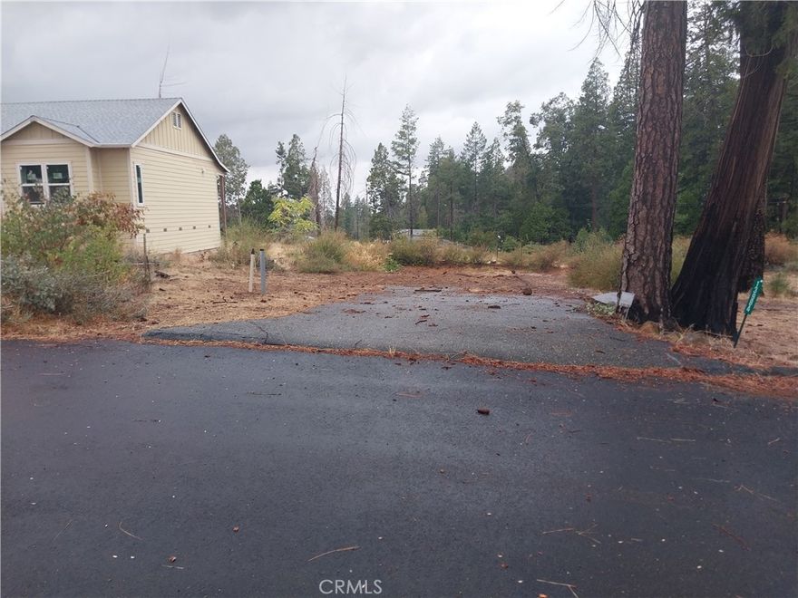 .26 Acre Buildable Lot in the Heart of Magalia
Discover this beautiful .26-acre lot nestled in the heart of Magalia. Zoned R-1 and ready for your dream home, this level property features a natural setting of tall pines and lush greenery, along with a cleared area perfectly suited for building.
Utilities are available with PG&E power and Del Oro Water service, making your build more convenient. Located on a quiet circular road, you’ll enjoy both privacy and serenity while still being close to modern amenities.
Just 1.5 miles away, the local HOA offers an array of fantastic features, including a swimming pool, saunas, scenic trails, maps, and more—providing a lifestyle of comfort and recreation right at your fingertips.
Whether you’re planning a forever home or a peaceful retreat, this property is ready to bring your vision to life.