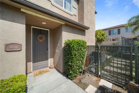 Photo of 28360 Mirabelle LN, Saugus, CA 91350 (MLS # SR26202743)