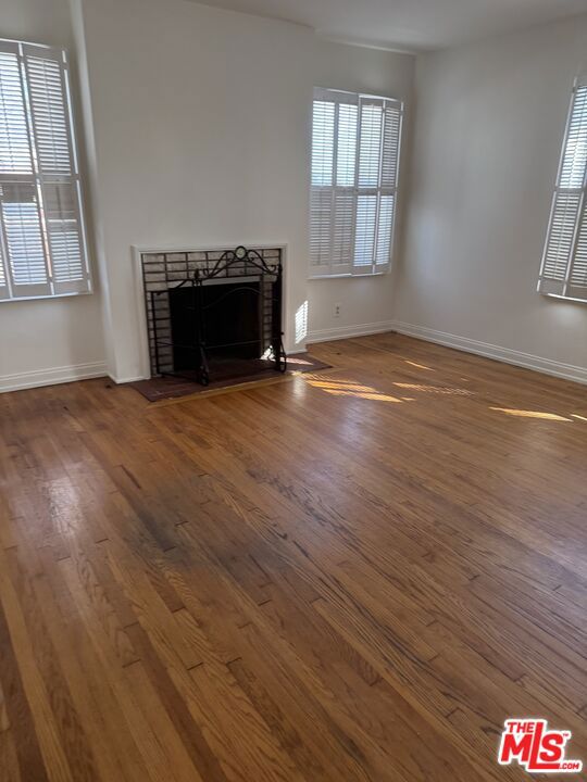 10717 National Place