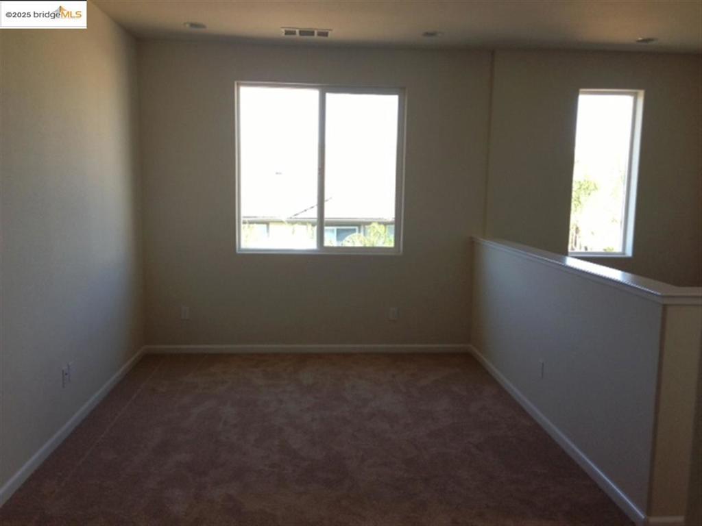 OAKLEY - Residential Lease