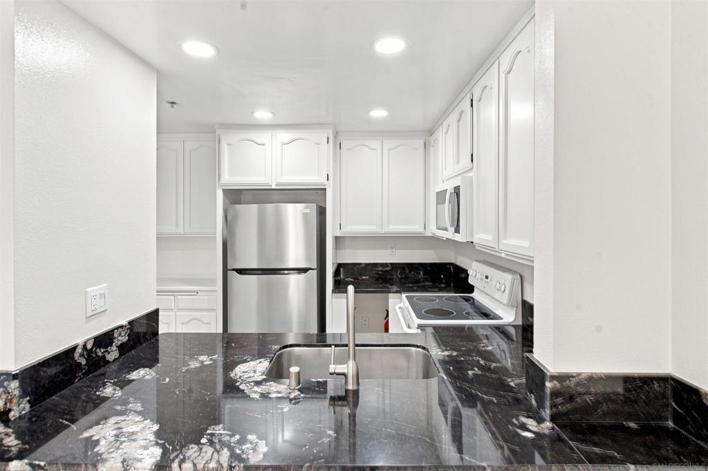 5845 Friars Rd 1110