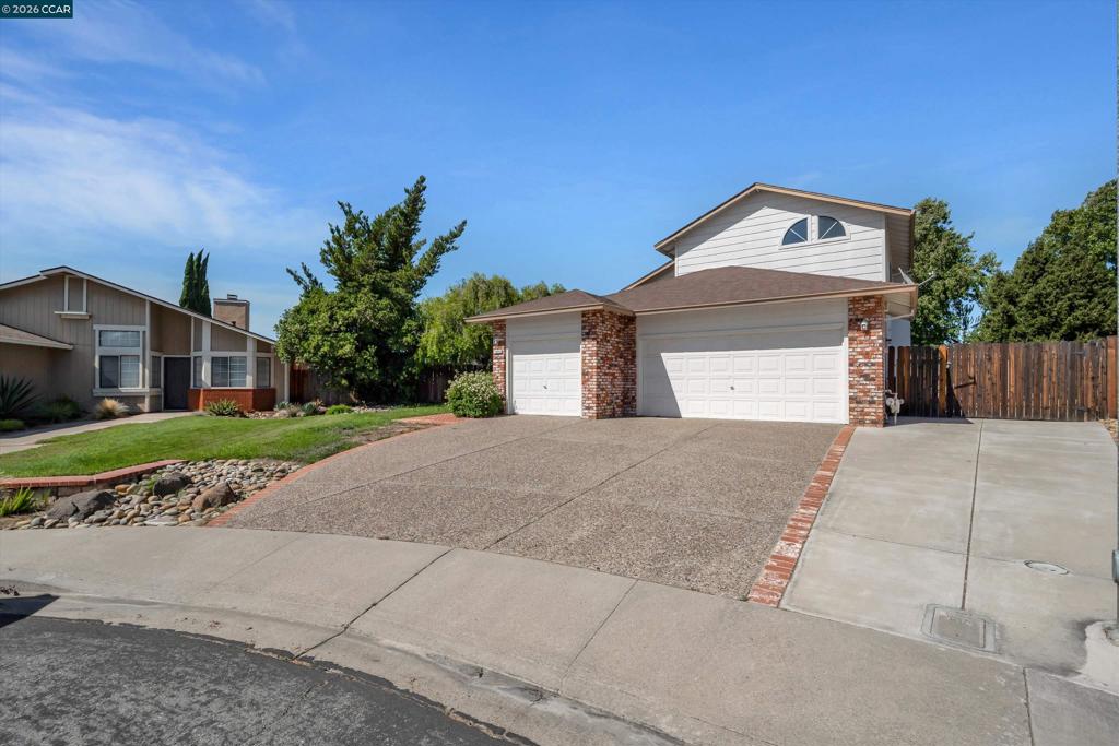 1806 Locke Court