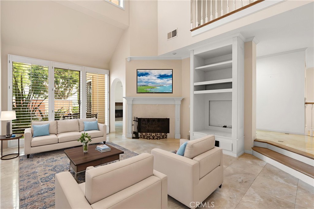 6121 Greenbrier Drive