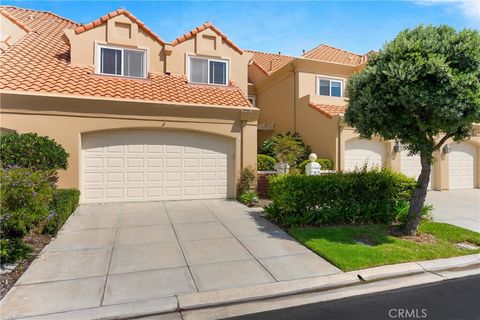 Photo of 6121 Greenbrier Drive, Huntington Beach, CA 92648 (MLS # OC25200507)
