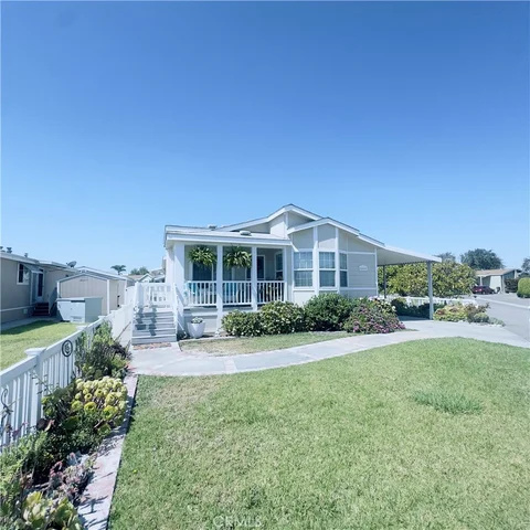 11 Pine Via, Anaheim, CA 92801 - MLS#: PW26159644
