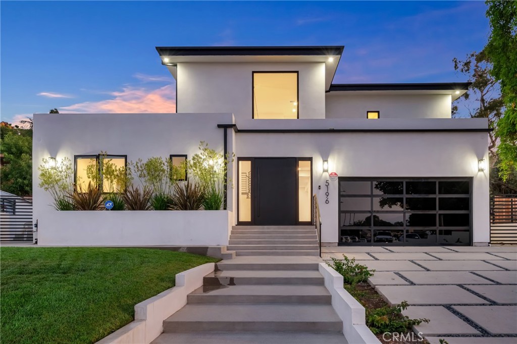 5196 Orange Place