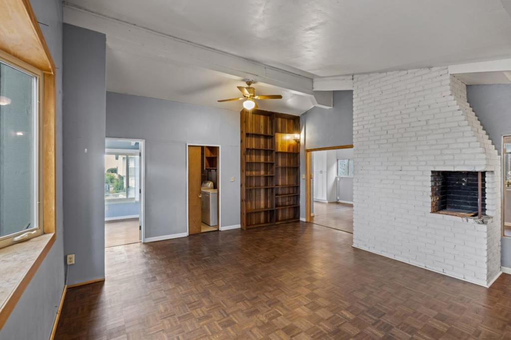 1605 Broadway Avenue