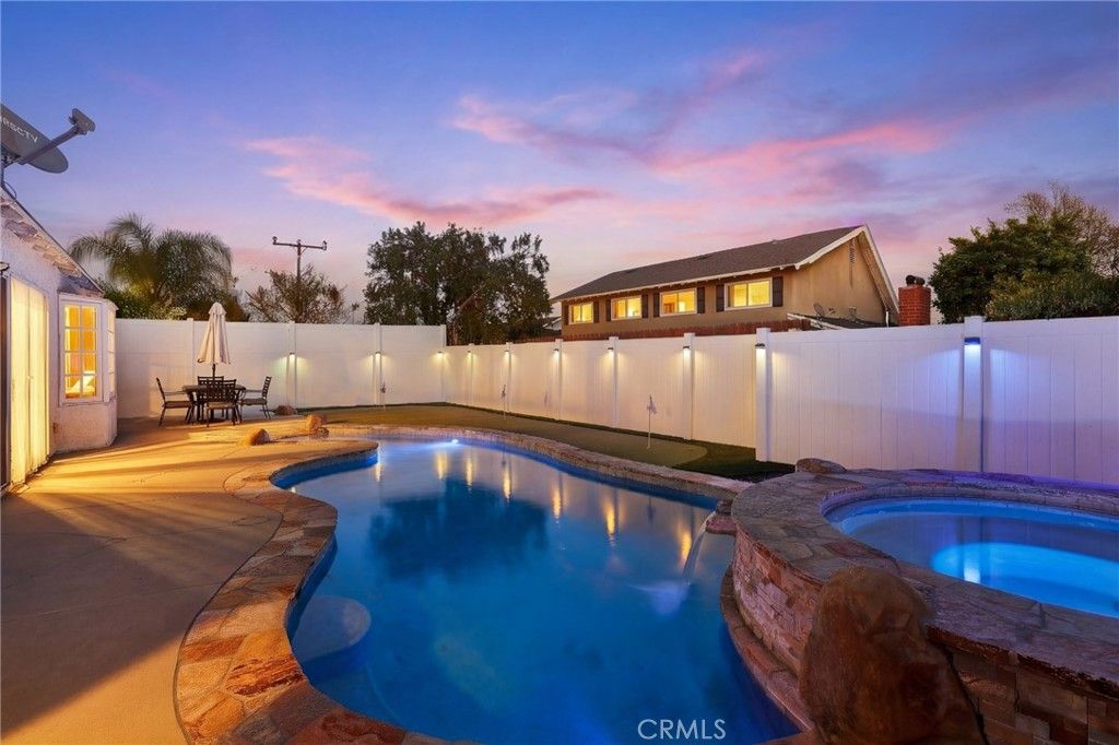 Photo of 2158 Waldo Street, Simi Valley, CA 93065 (MLS # SR25253762)