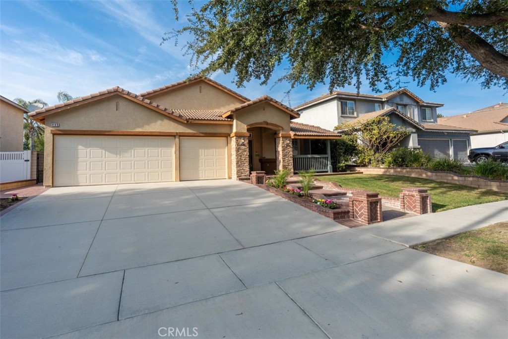 960 Hemingway Drive