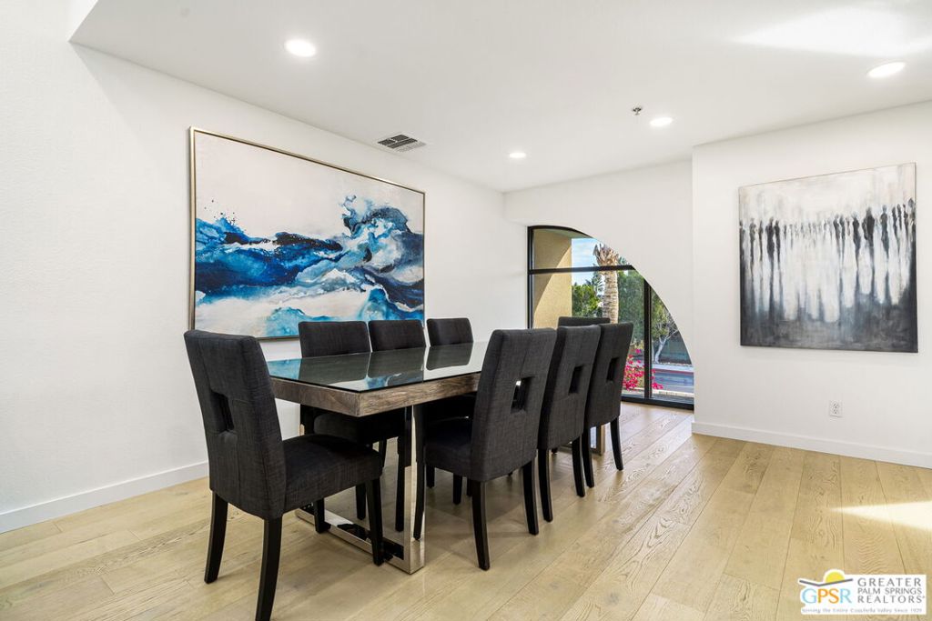 100 E Stevens Road 513