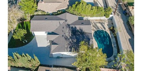 Tiny photo for 24306 Gilmore Street, West Hills, CA 91307 (MLS # SR26039399)