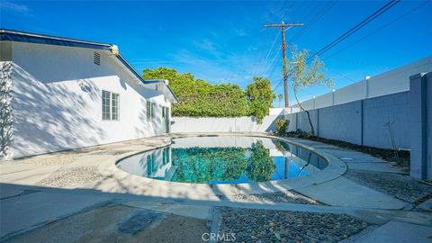 Tiny photo for 24306 Gilmore Street, West Hills, CA 91307 (MLS # SR26039399)
