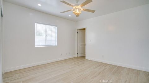 Tiny photo for 24306 Gilmore Street, West Hills, CA 91307 (MLS # SR26039399)