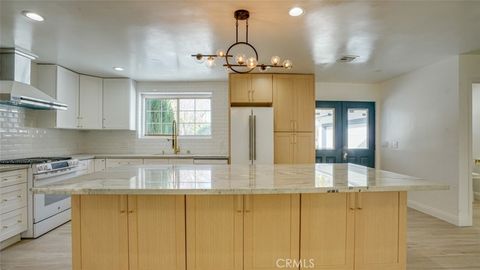 Tiny photo for 24306 Gilmore Street, West Hills, CA 91307 (MLS # SR26039399)