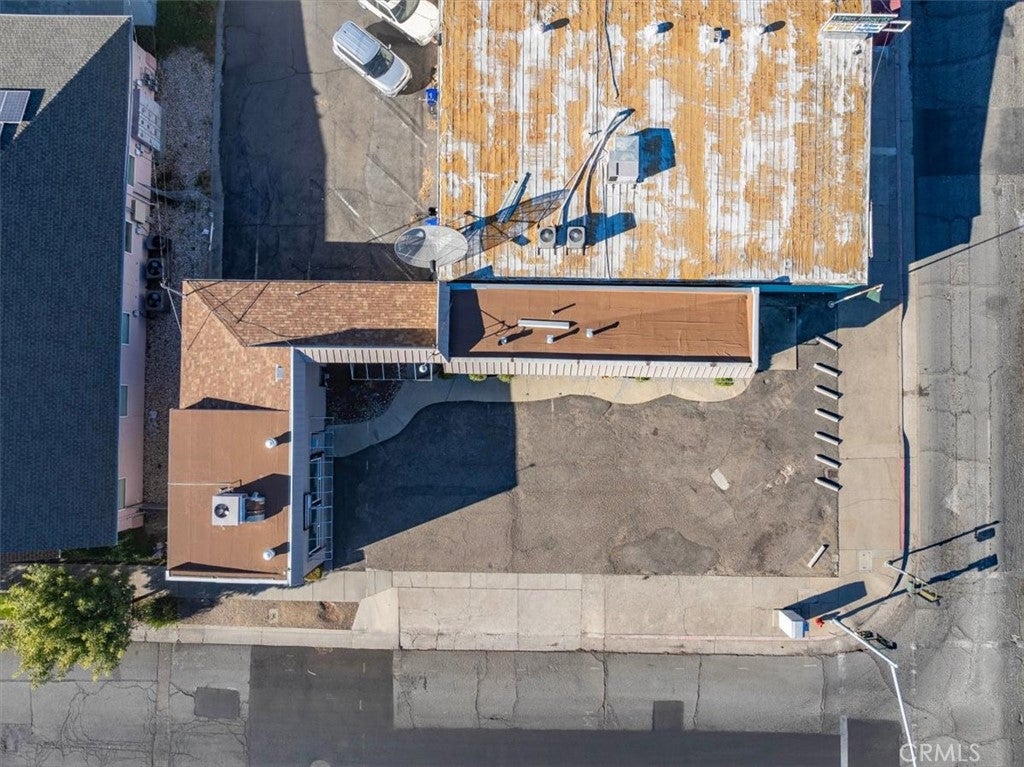 805 Walnut Street