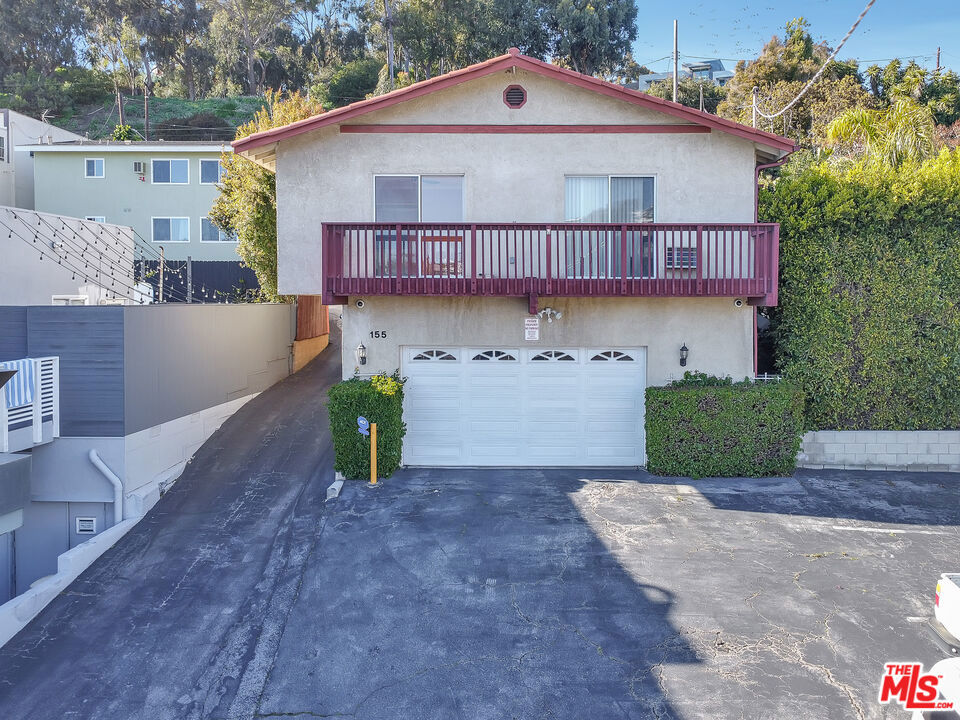 153 W Channel Road