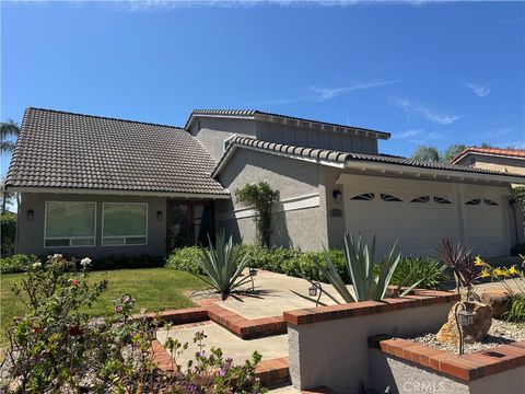 Photo of 26982 Safiro, Mission Viejo, CA 92691 (MLS # OC26078281)