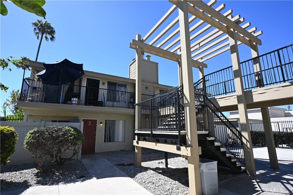 810 Center Street