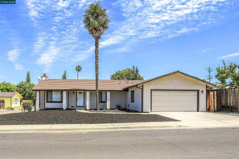 Photo of 4323 Arleda Ln, Concord, CA 94521 (MLS # 41142925)