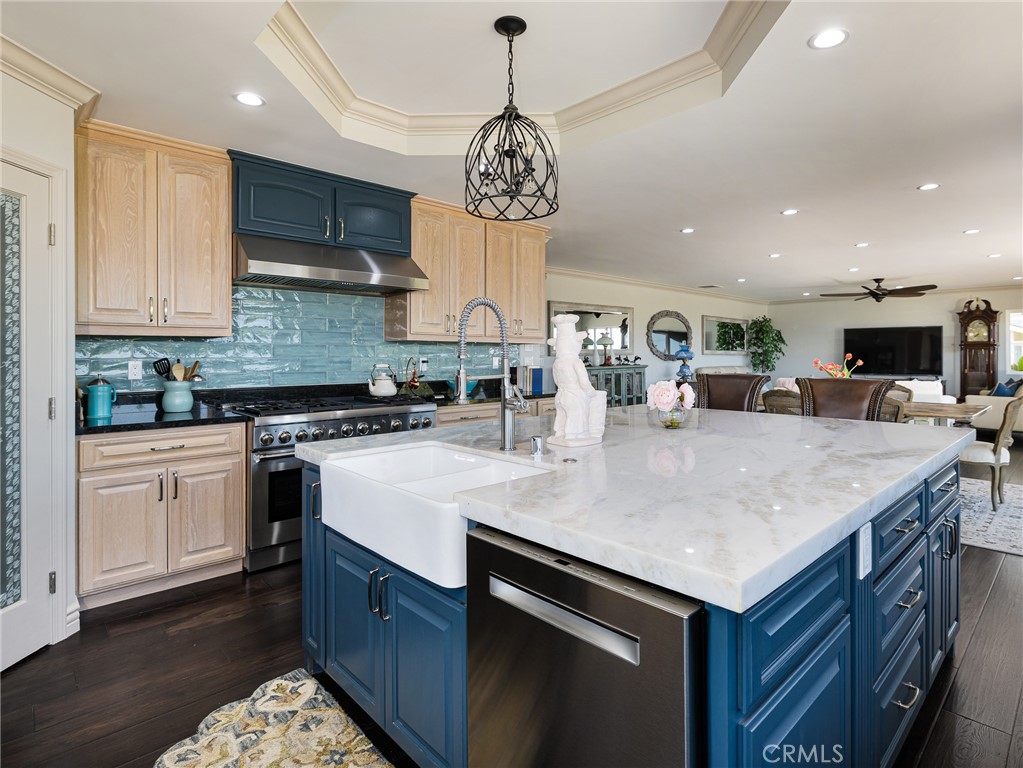 30229 Kingsridge Drive