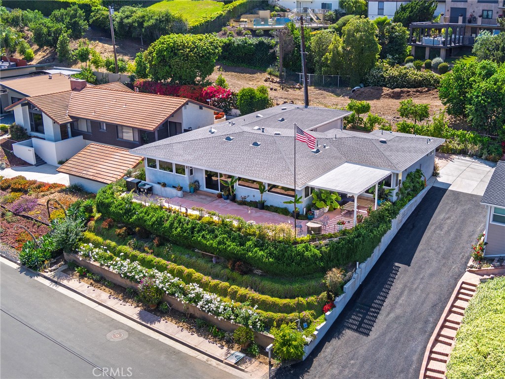 30229 Kingsridge Drive