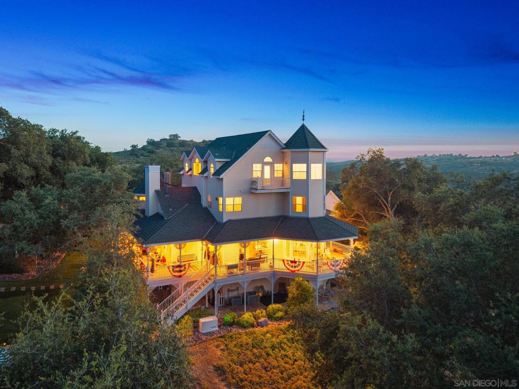 24665 Rancho Santa Teresa Dr