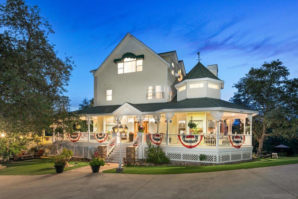 24665 Rancho Santa Teresa Dr