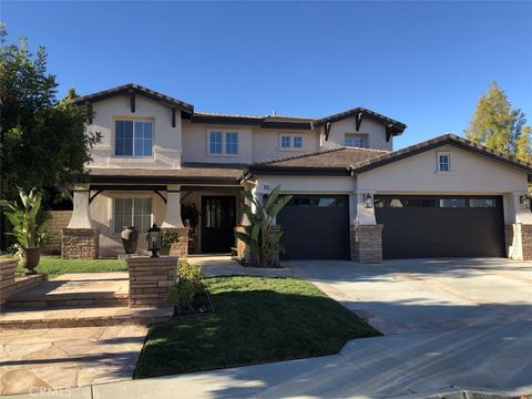 Photo of 633 Via Linda, Newbury Park, CA 91320 (MLS # SR26029360)