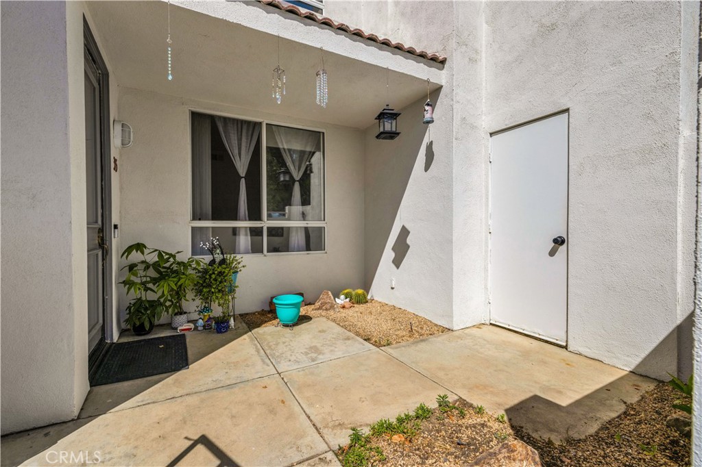 401 S El Cielo Road 35