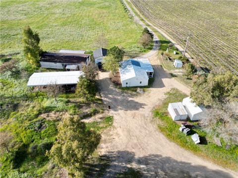 Photo of 3980 Linne RD, Paso Robles, CA 93446 (MLS # OC26180793)