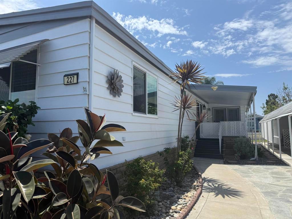 276 N El Camino Real 227