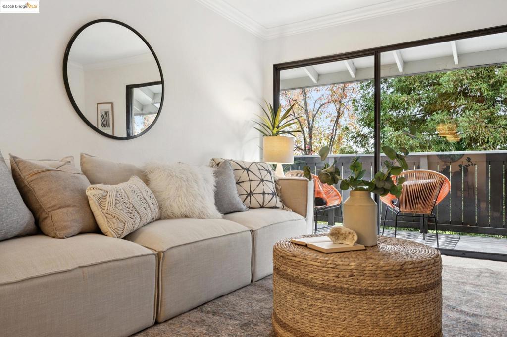 DIABLO HILLS - Residential