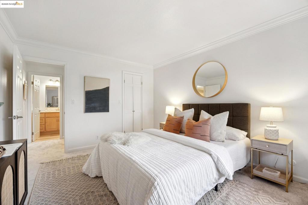 DIABLO HILLS - Residential