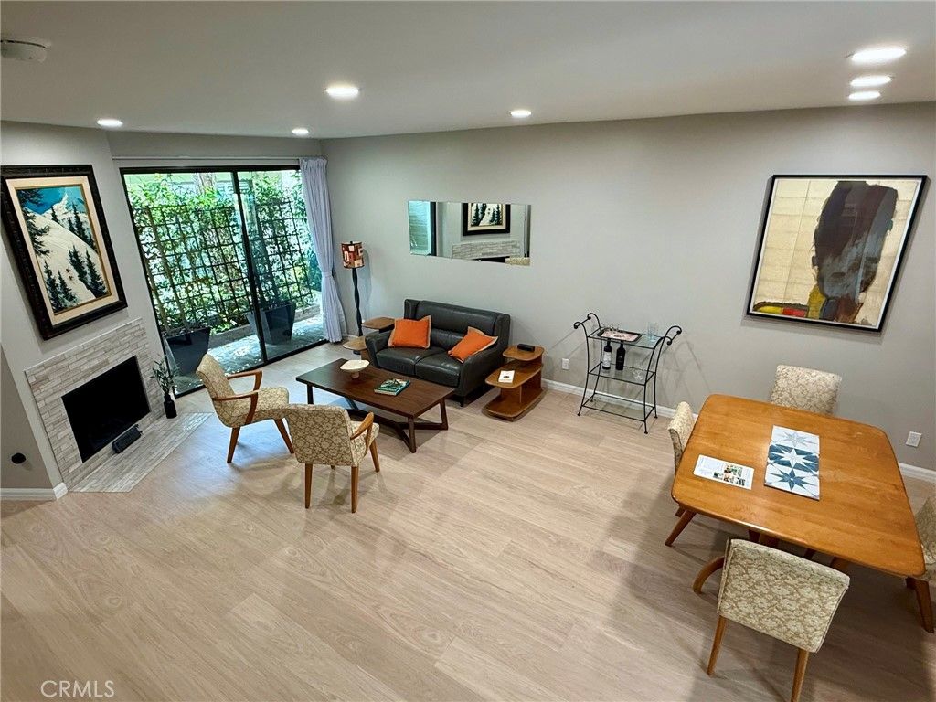 Photo of 1108 18th Street #7, Santa Monica, CA 90403 (MLS # SR25220212)