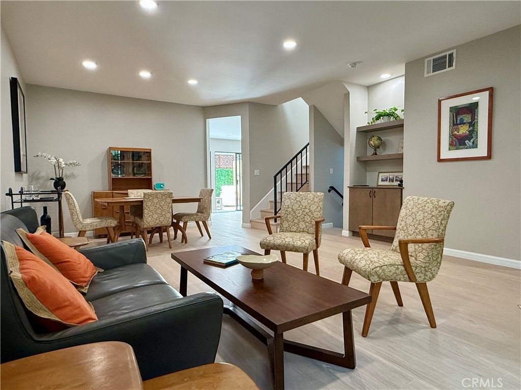 Photo of 1108 18th Street #7, Santa Monica, CA 90403 (MLS # SR25220212)