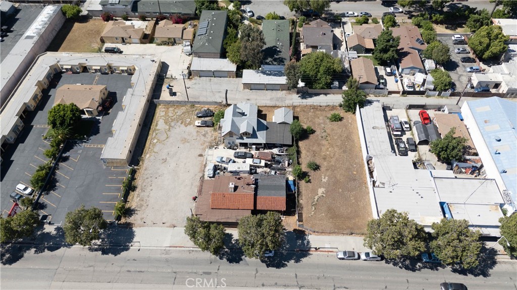 LARGE LOT! ATTENTION DEVELOPERS/ INVESTORS. Imagine transforming this property into urban housing units! Property Located with excellent visibility and access in Pomona. Property sold strictly "as-is". This property presents a rare opportunity. Calling all visionaries and developers! Here's your chance to acquire two lots; Total LOT SIZE of both lots is about: 30,021 sq ft. This is a once in a lifetime opportunity! Possible development of various housing units, offering a truly unique canvas for your next ambitious project. LOCATION LOCATION!