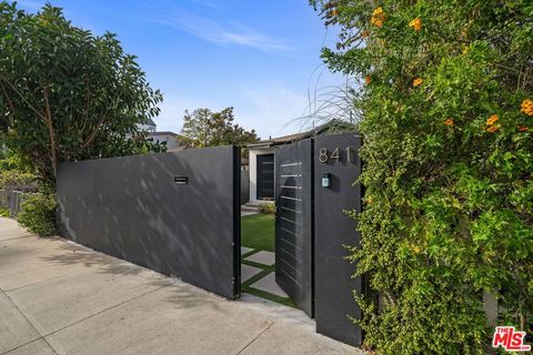 Photo of 841 Oxford Avenue, Marina Del Rey, CA 90292 (MLS # 26664705)