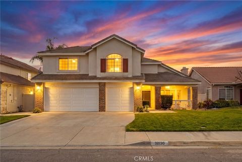 Photo of 32130 Corte Parado, Temecula, CA 92592 (MLS # SW26046850)