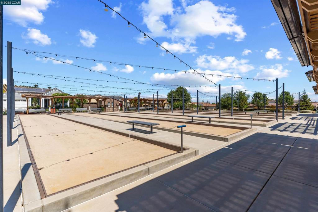 TRILOGY VINEYARDS - Residential