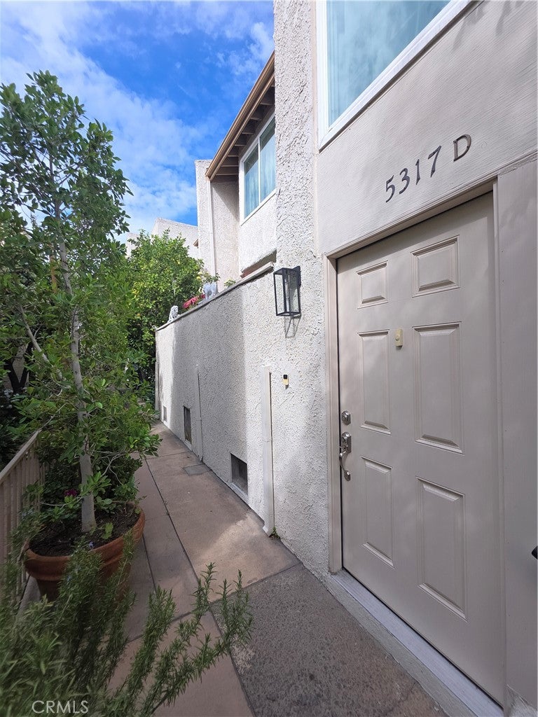 Photo of 5317 Coldwater Canyon Avenue #D, Sherman Oaks, CA 91401 (MLS # SR26219010)