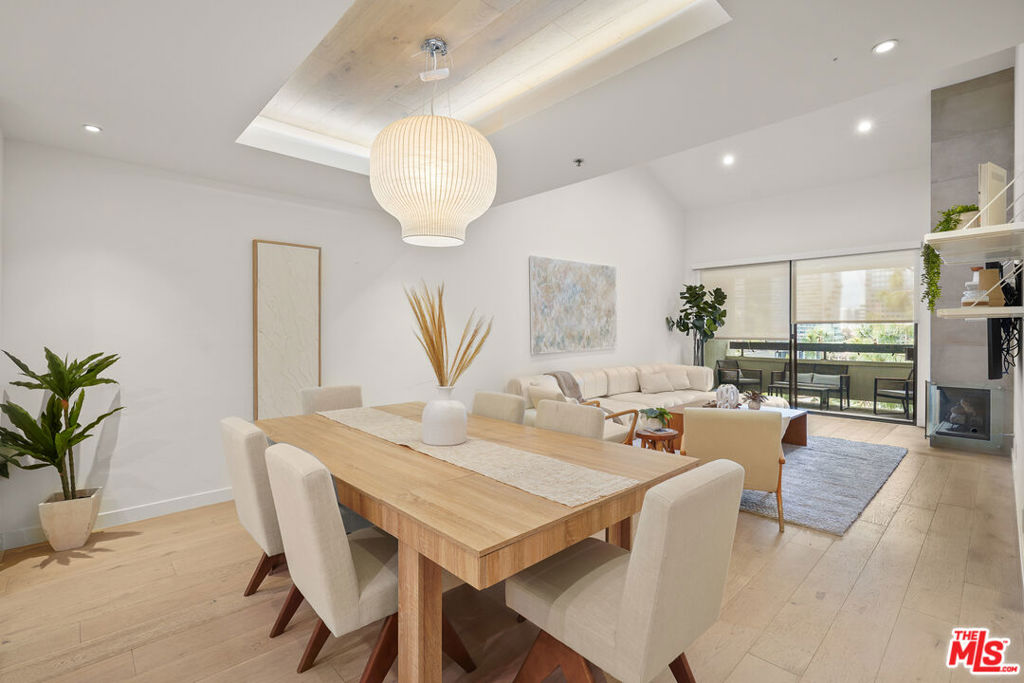 2122 Century Park Lane 410