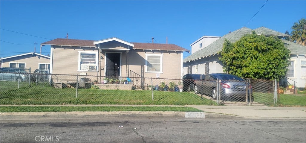 1211 W 105th Street