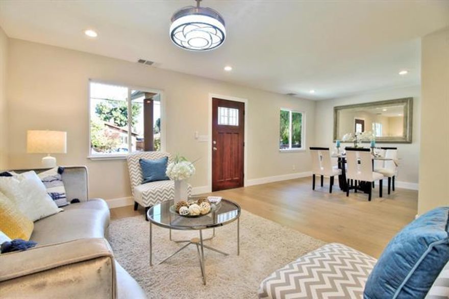 This is a sublease of the Master bedroom only available now Tenant shares utilities with other 3 young single engineers. text or email for info do not call, thanks