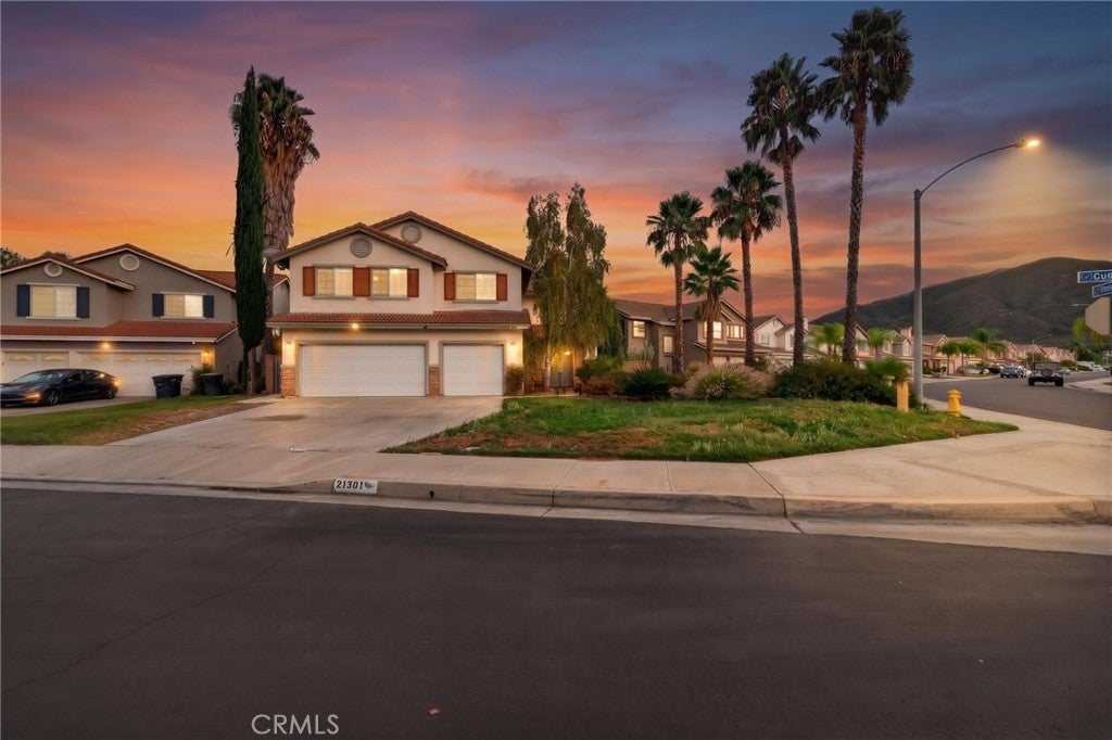 21801 Quartz Way