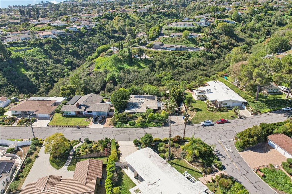 96 Rockinghorse Road