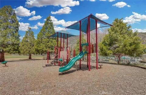 Tiny photo for 1908 Teton Way, Pine Mountain Club, CA 93222 (MLS # SR26122157)