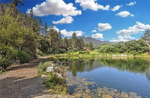 Tiny photo for 1908 Teton Way, Pine Mountain Club, CA 93222 (MLS # SR26122157)