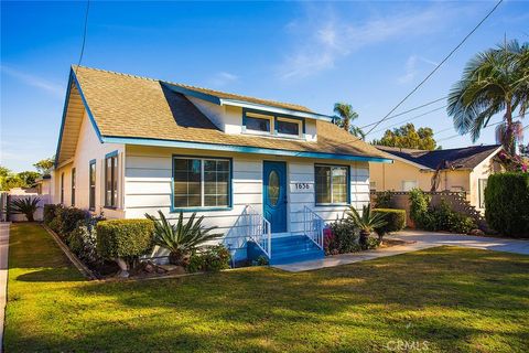 Photo of 1636 Fern Avenue, Torrance, CA 90503 (MLS # SB25241676)