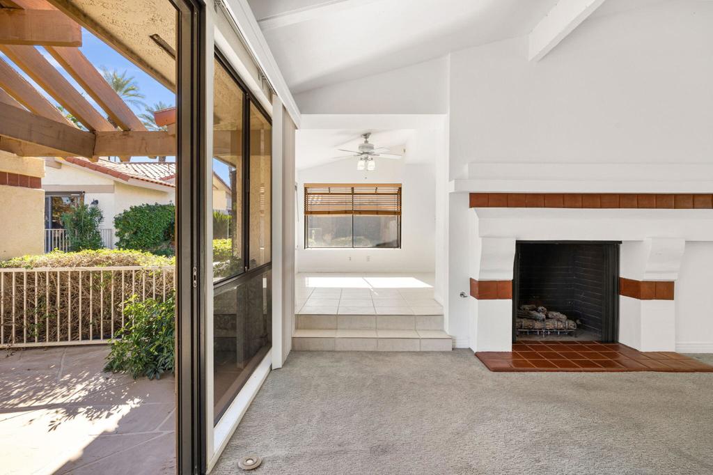 Los Lagos - Residential